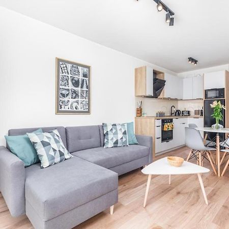 Modern Riverside Apartment With Free Parking Space Szczecin Exterior photo
